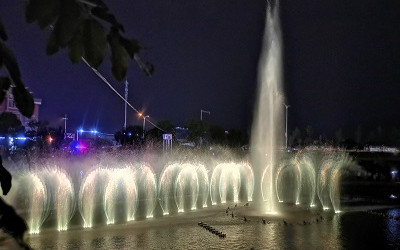 戶外景觀照明之藝術(shù)燈光秀