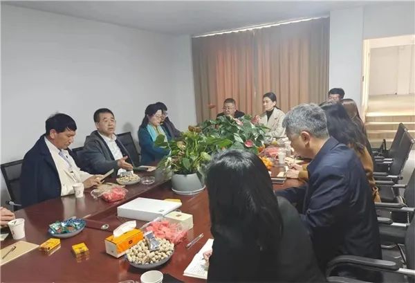 “大理元想”吹響國家級鄉(xiāng)村振興集結號,信達電通董事楊敏出席研討會